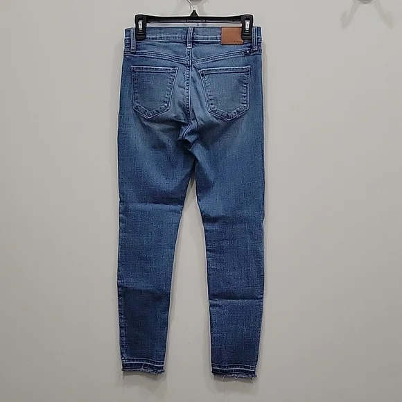 Lucky Brand Bridgette Skinny Size 2/26 - Picture 2 of 6